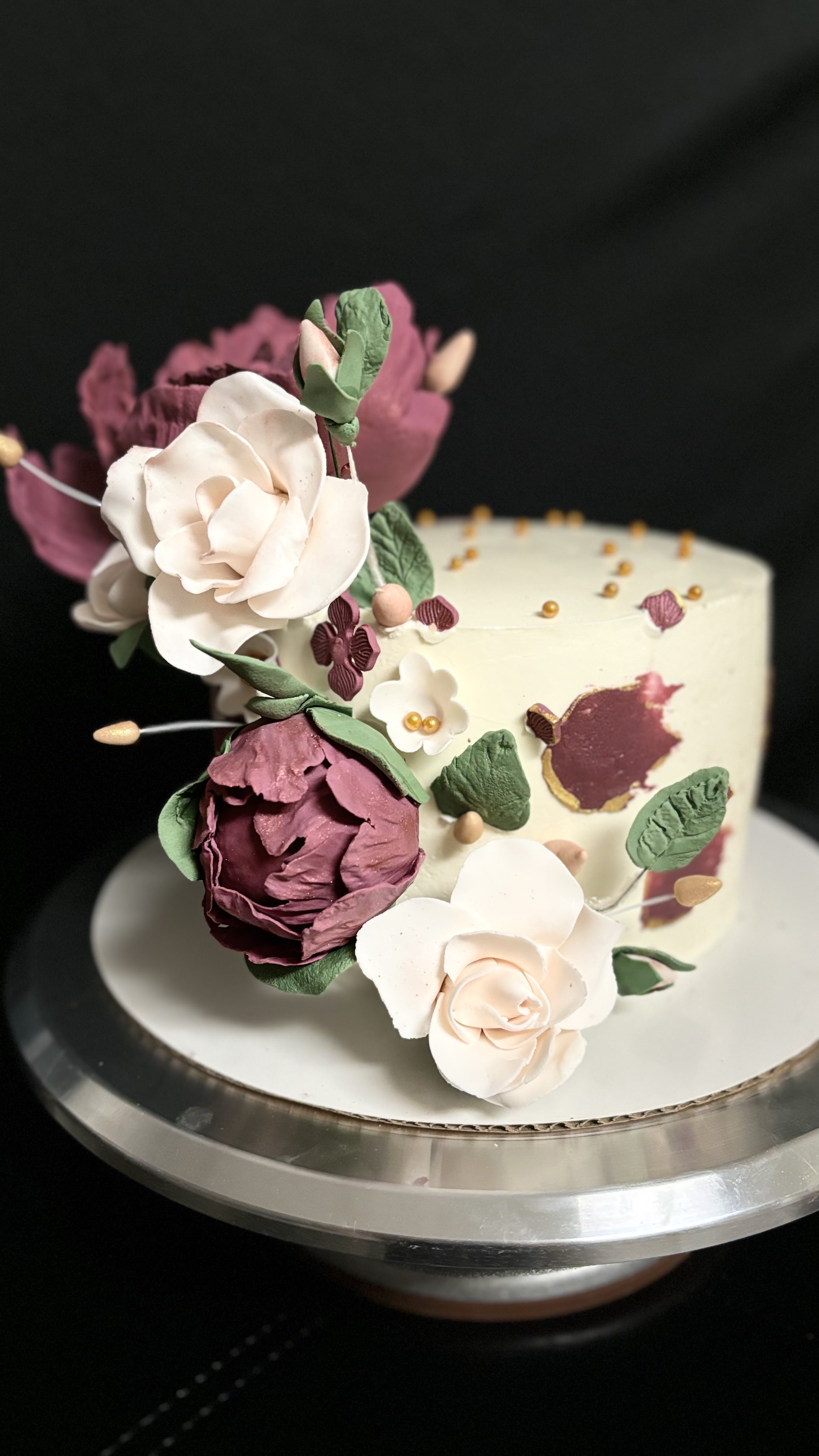 cake with beautiful flowers